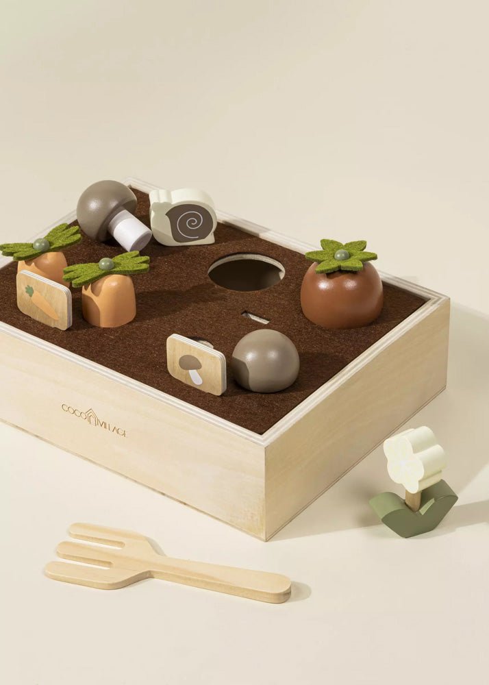Coco Village Wooden Gardening Playset and Accessories - Image 3