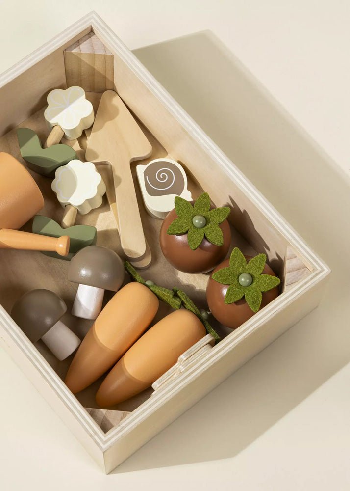 Coco Village Wooden Gardening Playset and Accessories - Image 6